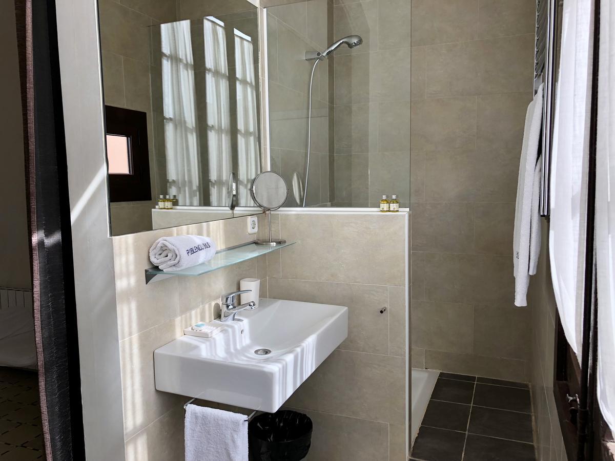 Hostal Poblenou Barcelona Zewnętrze zdjęcie