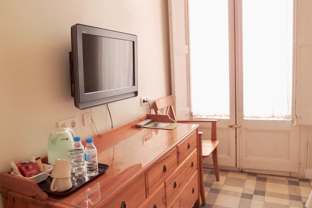 Hostal Poblenou Barcelona Zewnętrze zdjęcie